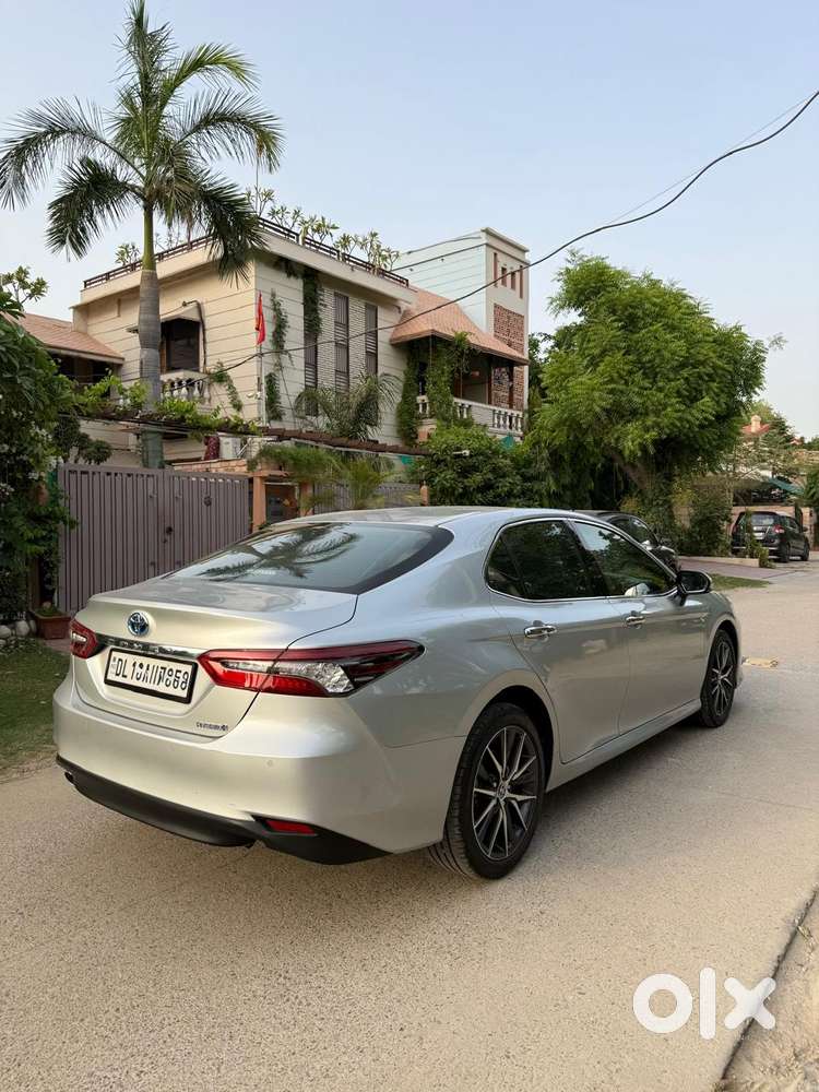 Toyota Camry Hybrid, 2024, Petrol