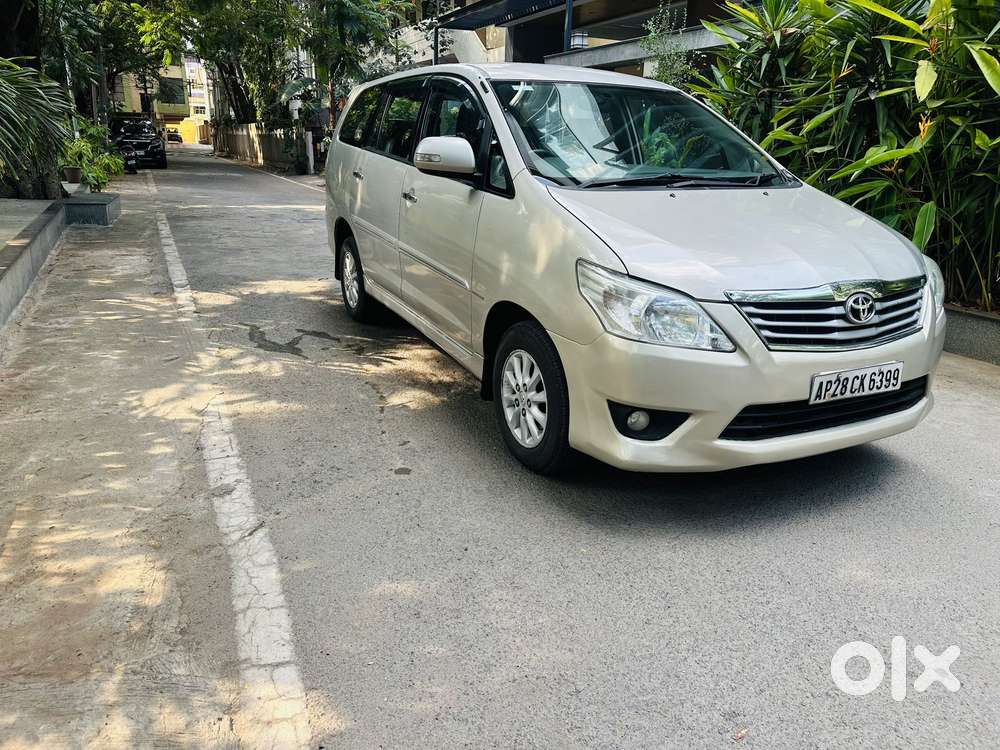 Toyota Innova 2.5 Vx 8 Str, 2013, Diesel