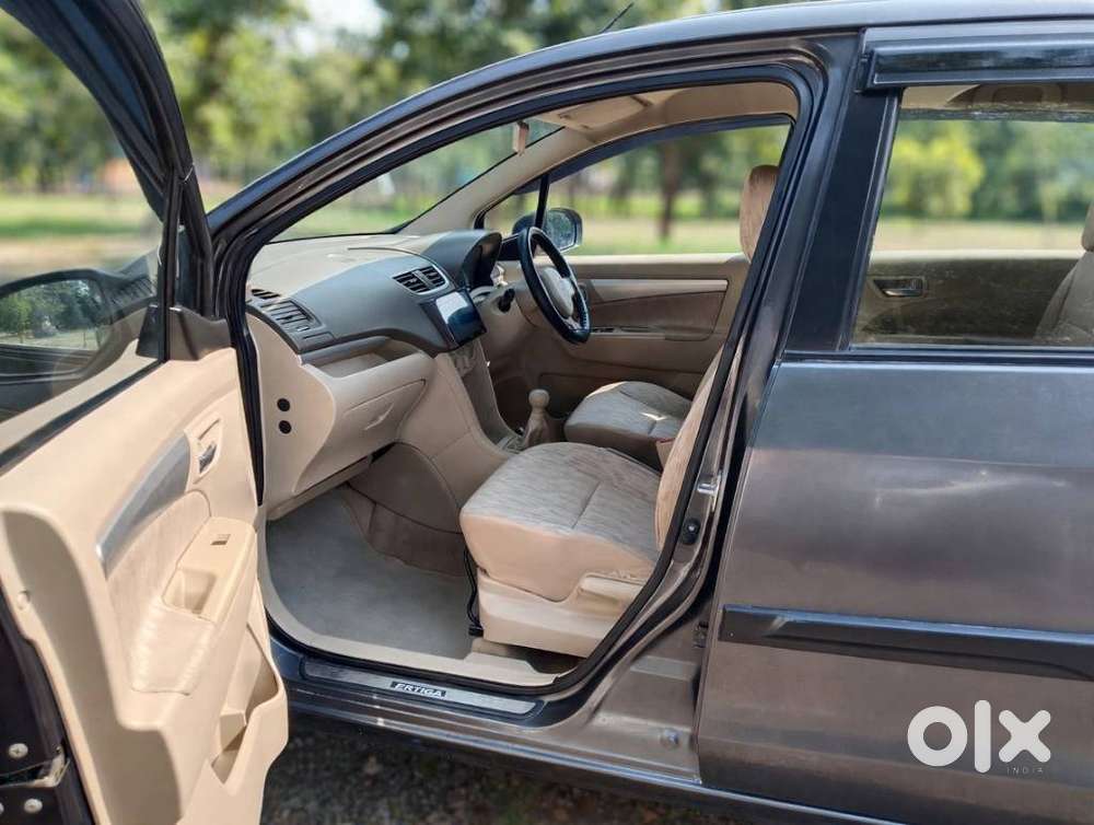 Maruti Suzuki Ertiga Vxi Abs Bs Iv, 2015, Petrol
