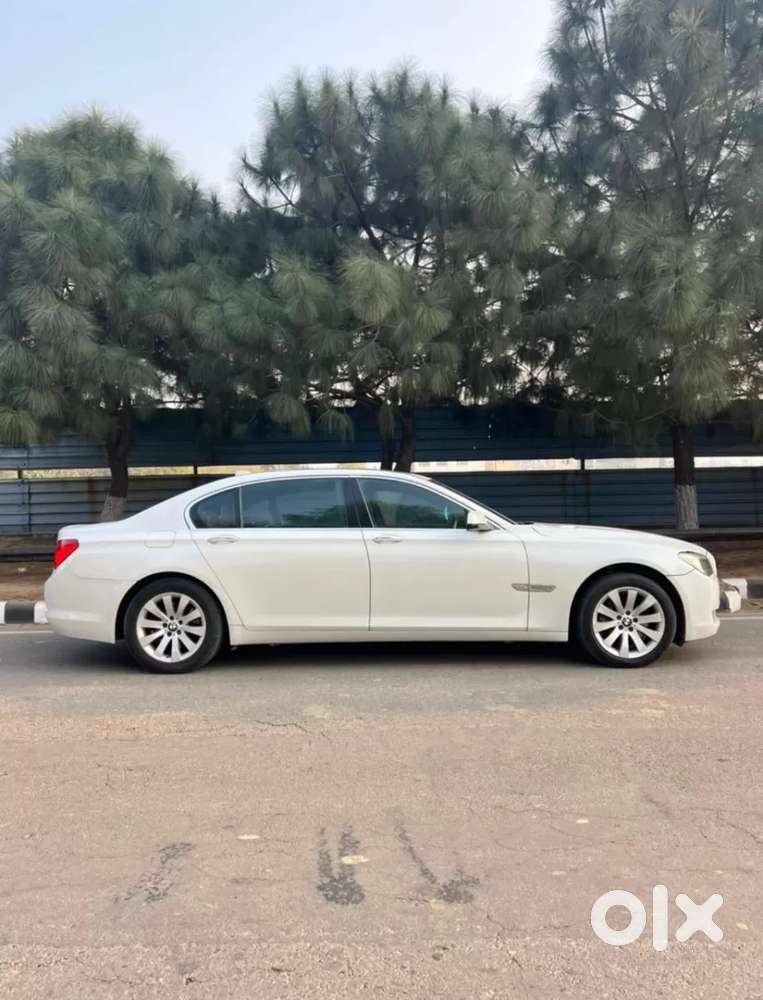 Bmw 7 Series 3.0 730i Sedan, 2011, Petrol
