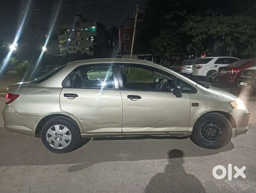 Honda City Zx 2004 Car Good And Neat Condition All Documents Updated L