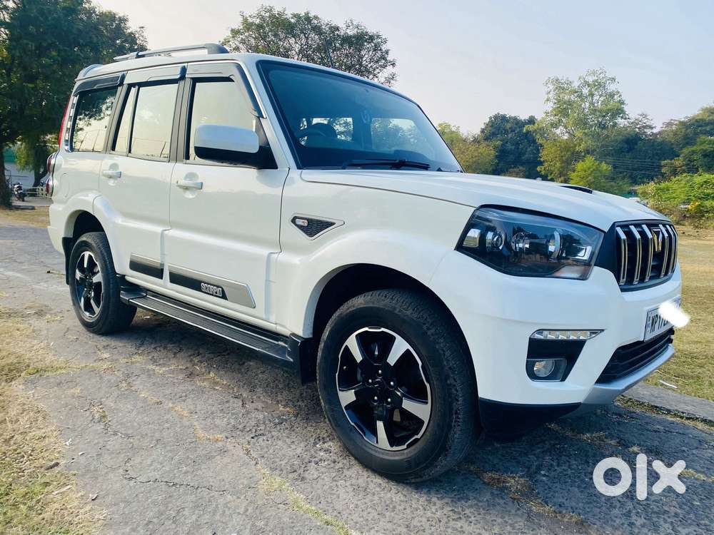 Mahindra Scorpio Classic 2.2 S 11 Mt 7 Str, 2022, Diesel