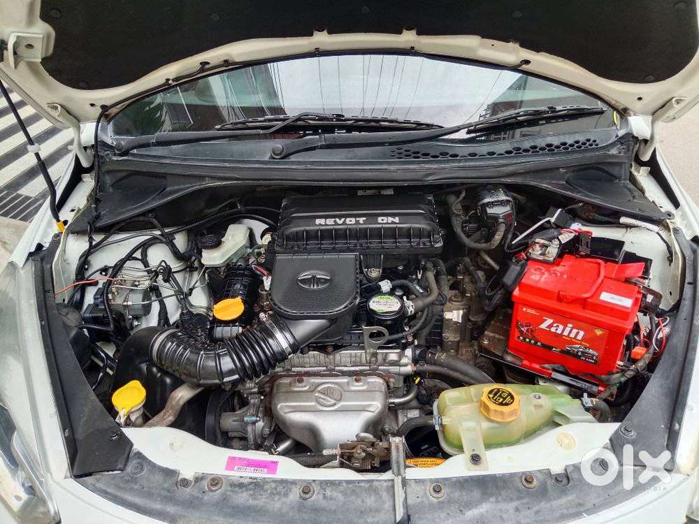 Tata Tiago 1.2 Revotron Xza, 2017, Petrol
