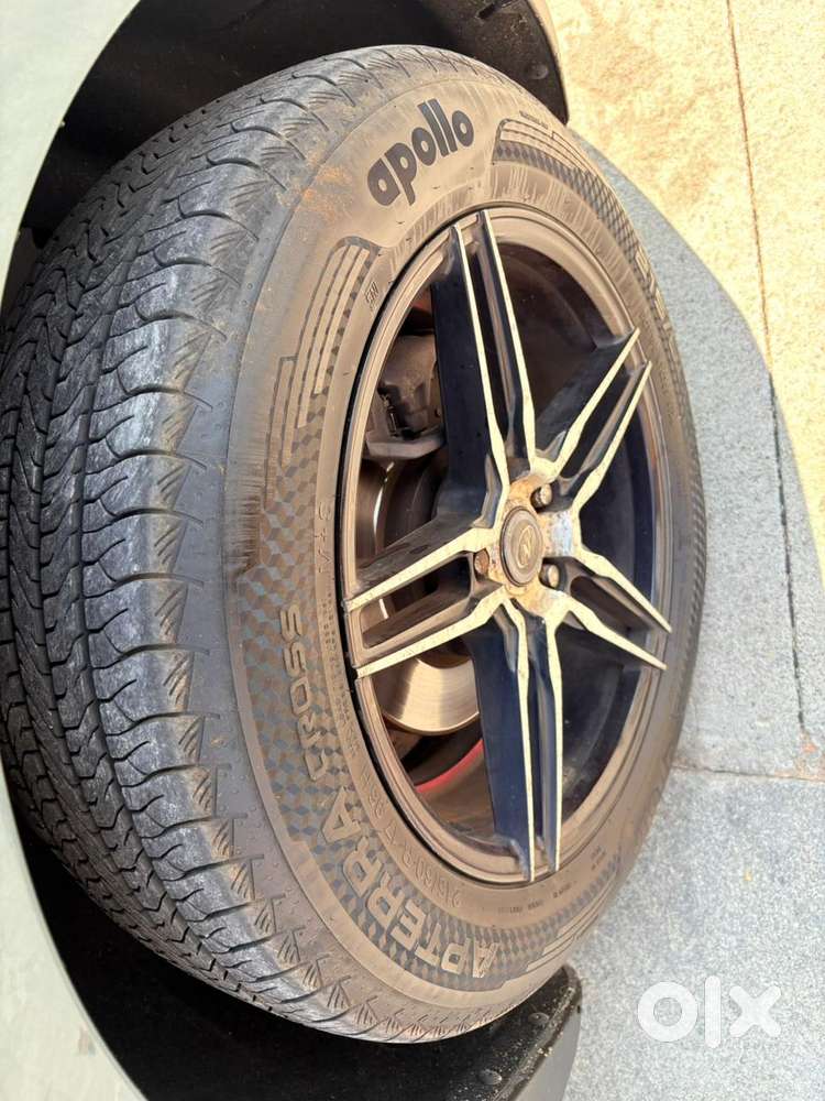 Mahindra Marazzo M4 8str, 2020