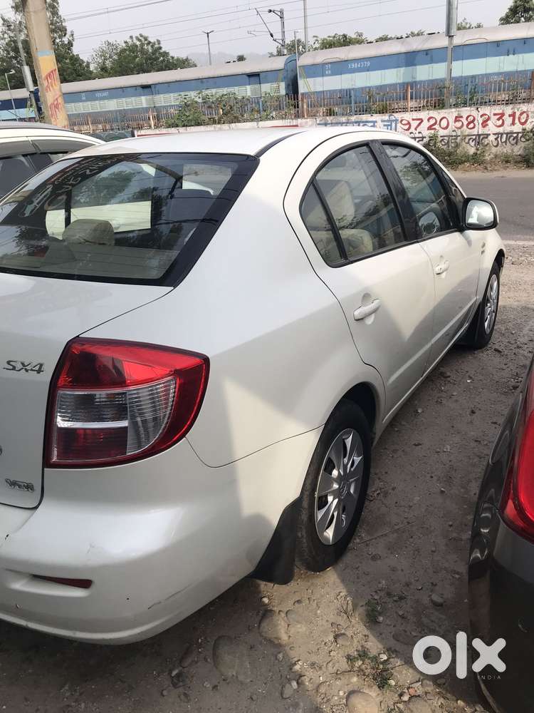 Maruti Suzuki Swift Dzire Vdi Optional, 2012, Diesel