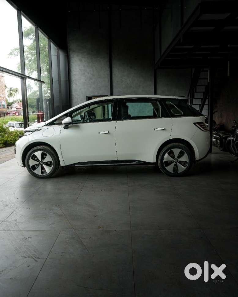 Mg Windsor Ev Essence, 2024, Electric