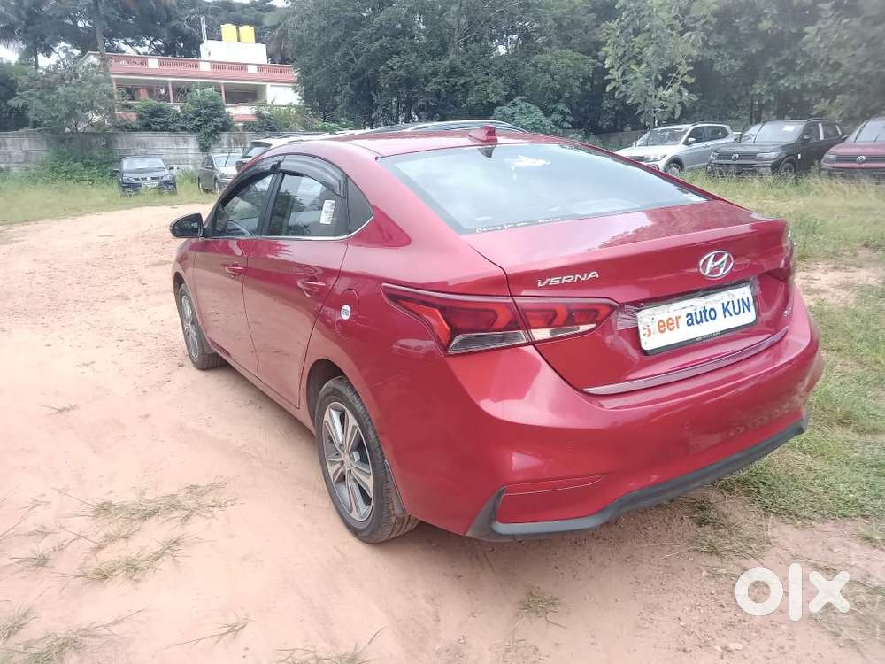 Hyundai Verna [2015-2018] Fluidic 4s 1.6 Vtvt Sx, 2018, Petrol