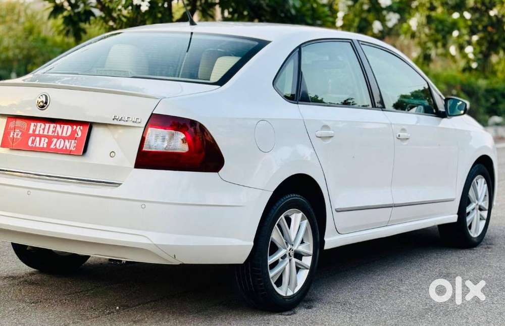 Skoda Rapid 1.0 Style At, 2021, Petrol