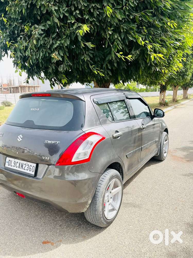 Maruti Suzuki Swift 2017 Cng & Hybrids Well Maintained