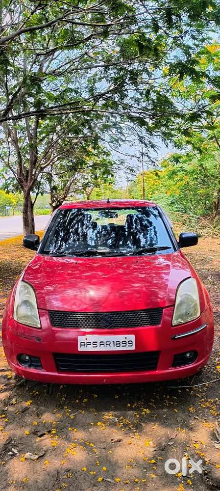 Maruti Suzuki Swift Vxi