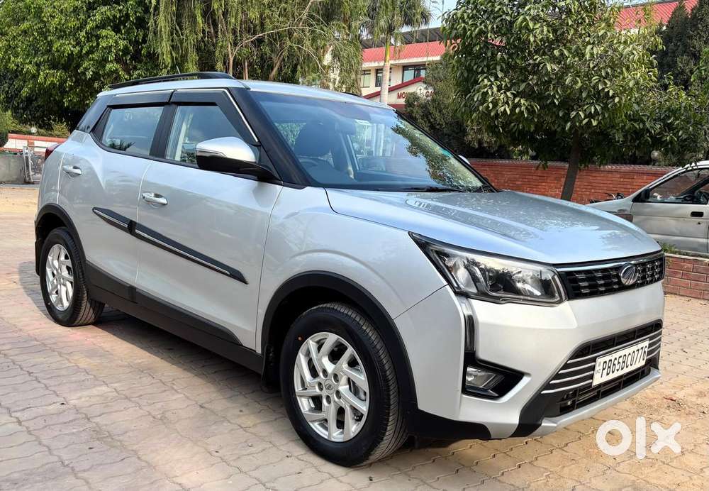 Mahindra Xuv300 W8, 2022, Petrol
