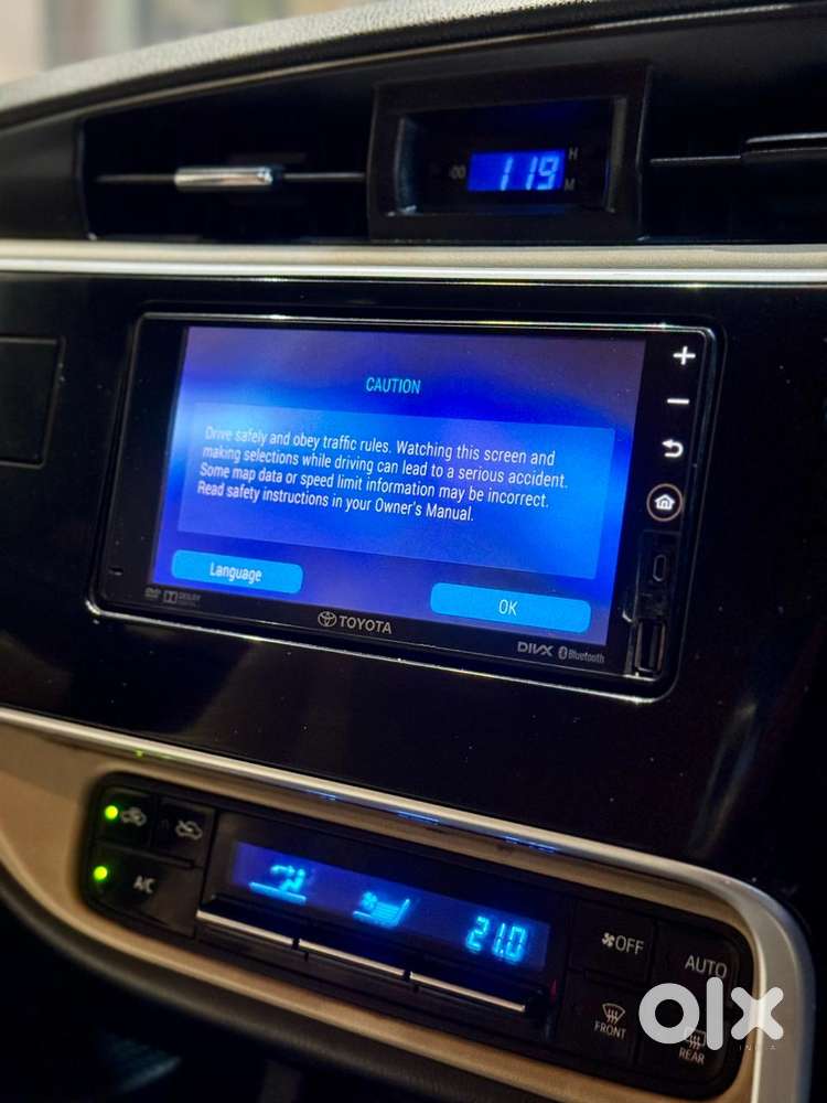 Toyota Corolla Altis 2013-2017 Gl Mt, 2017, Petrol
