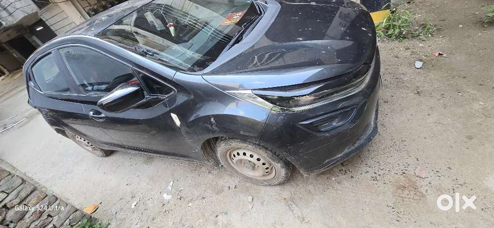 Tata Altroz 1.2 Xe 2020 Petrol Manual