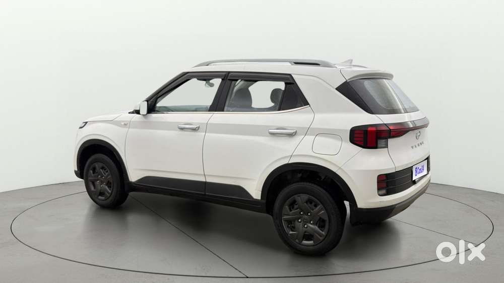 Hyundai Venue 1.2 S (o), 2024, Petrol