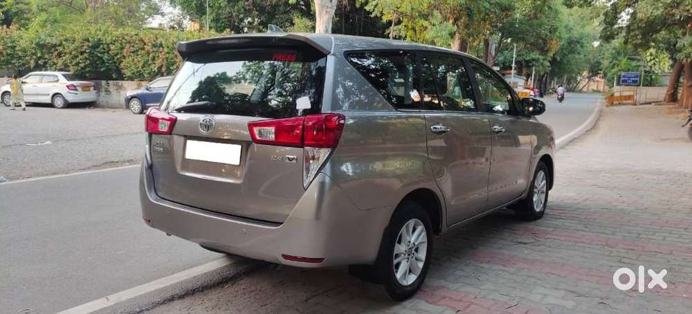 Toyota Innova Crysta 2.4 Vx Mt, 2018, Diesel