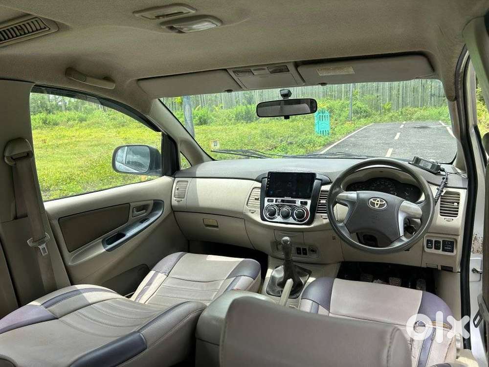 Toyota Innova 2.5 Gx 7 Str Bs-iii, 2014, Diesel