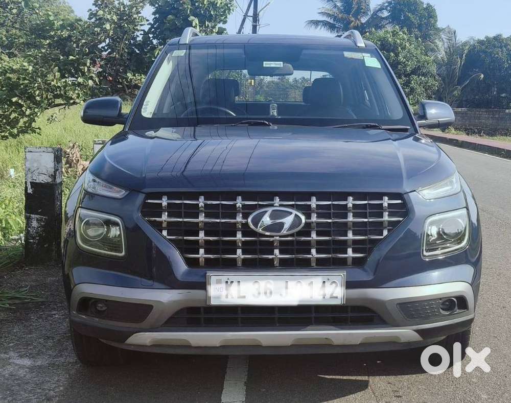 Hyundai Venue Sx (o) Mt 1.5 Diesel, 2022, Diesel