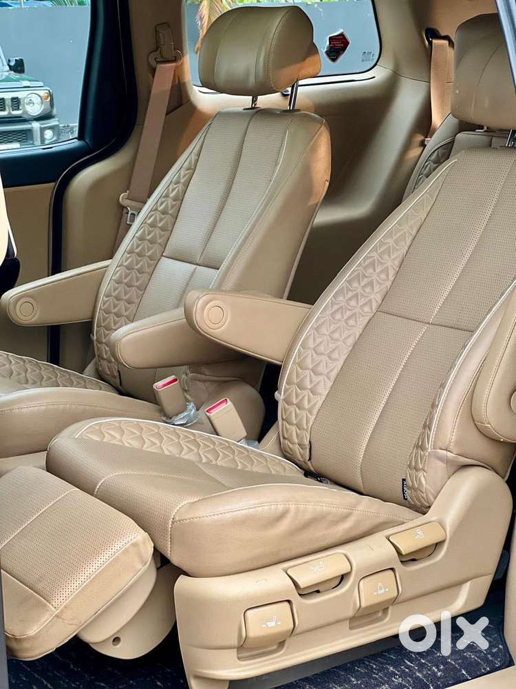 Kia Carnival Limousine Plus 7 Str, 2022, Diesel