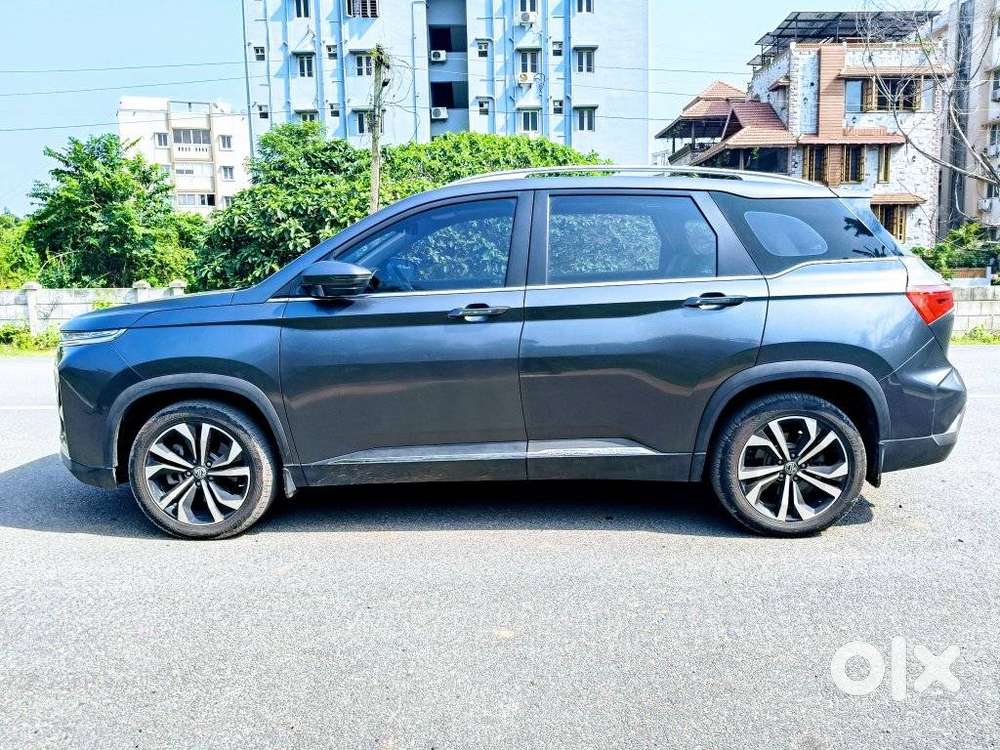 Mg Hector Plus Savvy Pro 1.5 Turbo Petrol Cvt 6 Str Dual Tone, 2023,..