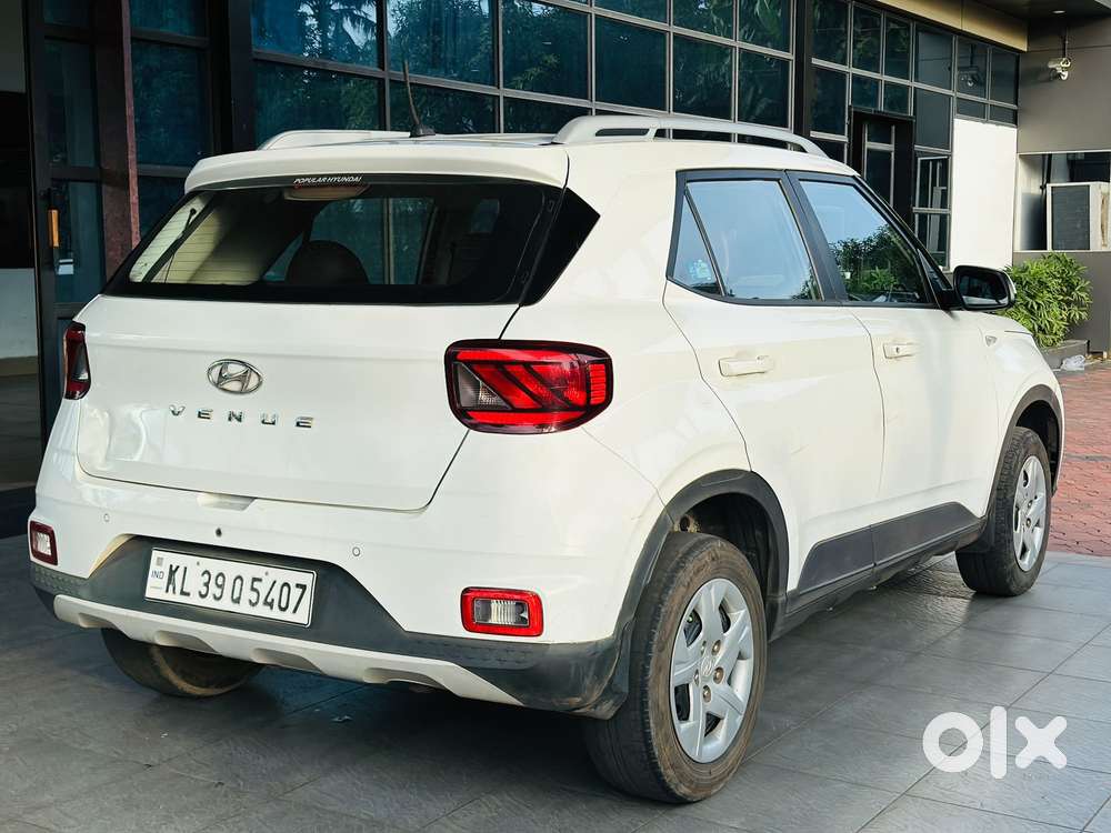 Hyundai Venue S, 2020, Petrol
