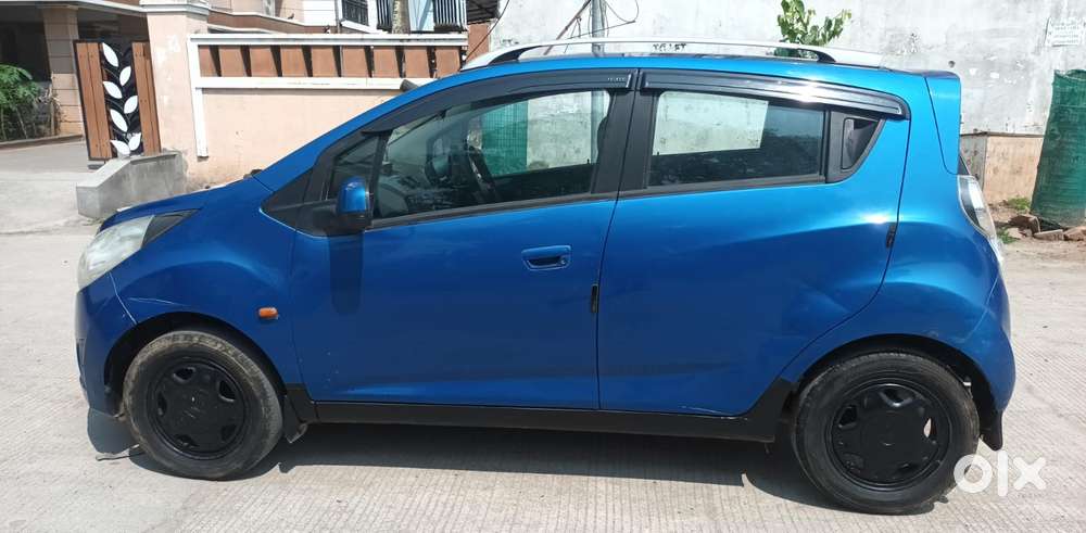 Chevrolet Beat, 2011, Petrol