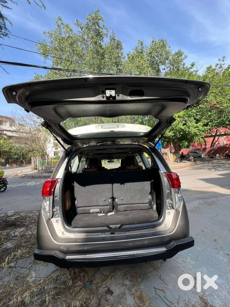 Toyota Innova Crysta 2019 Diesel Well Maintained