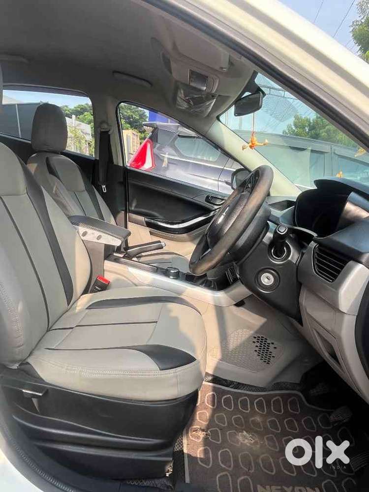 Tata Nexon 1.2 Revotron Xm, 2017, Diesel