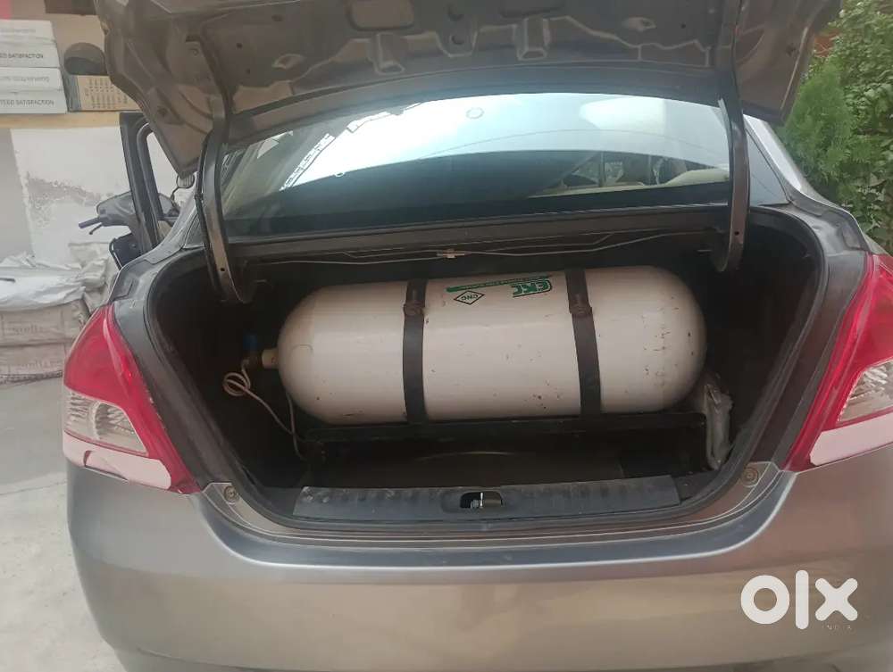 Maruti Suzuki Dzire 2014 Cng & Hybrids 122586 Km Driven