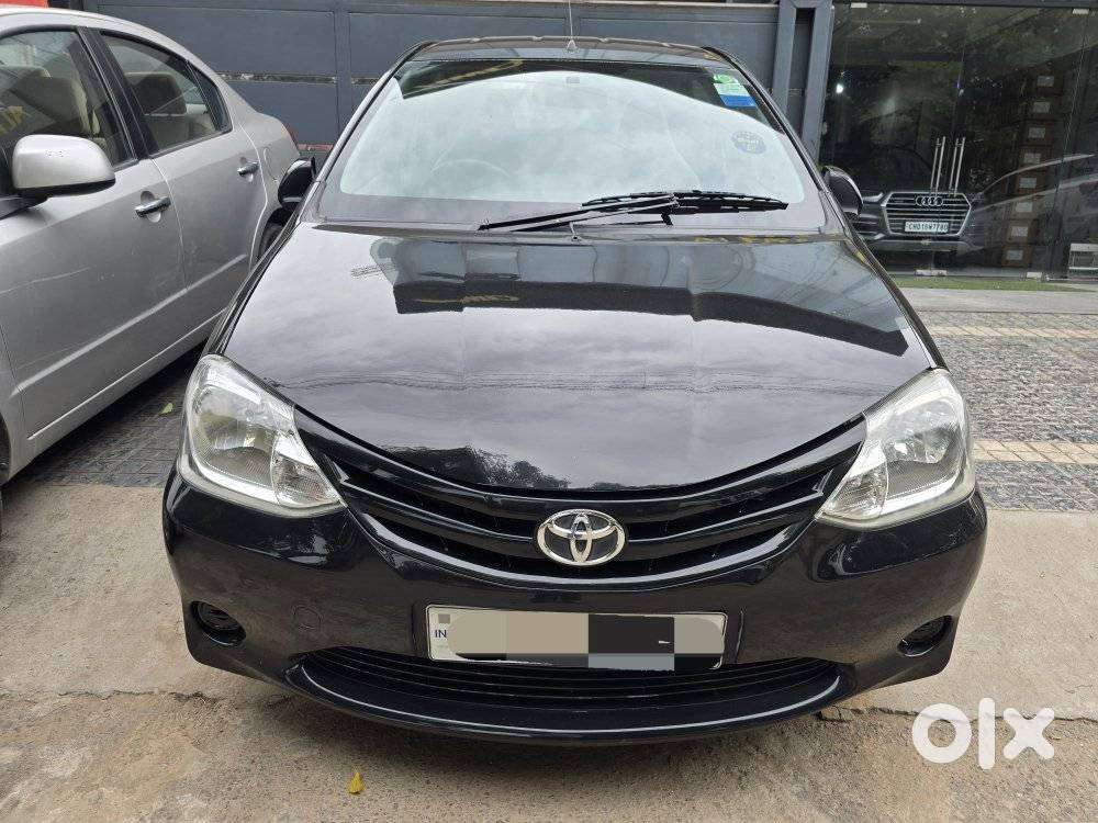 Toyota Etios Liva G, 2011, Petrol