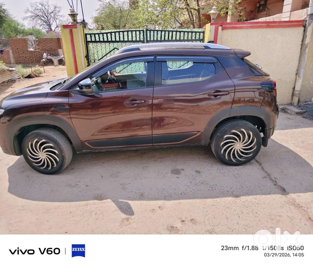 Push Botton Start Well Maintained Company Service Car Sell