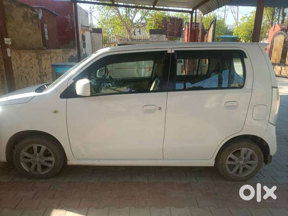 Maruti,wagonr Vxi Plus, 2017 Petrol