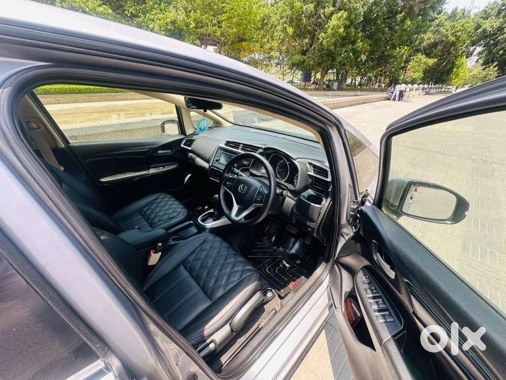 Honda Jazz V Automatic, 2020, Petrol