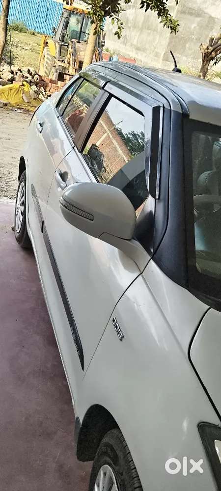 Maruti Suzuki Dzire 2015 Diesel 74000 Km Driven