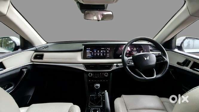 Mahindra Xuv700 2.2 Ax 7 Diesel Mt Str, 2024, Diesel