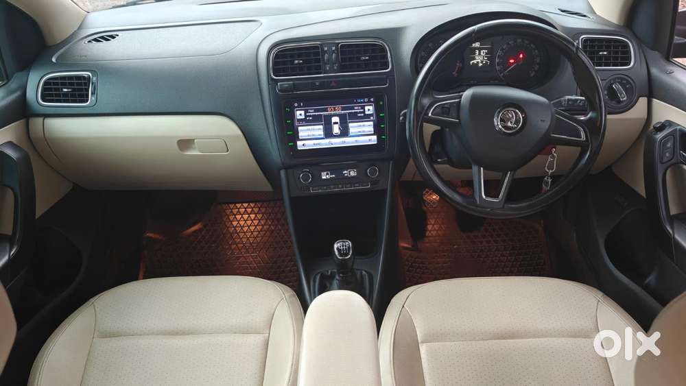 Skoda Rapid 1.0 Style At, 2020, Petrol