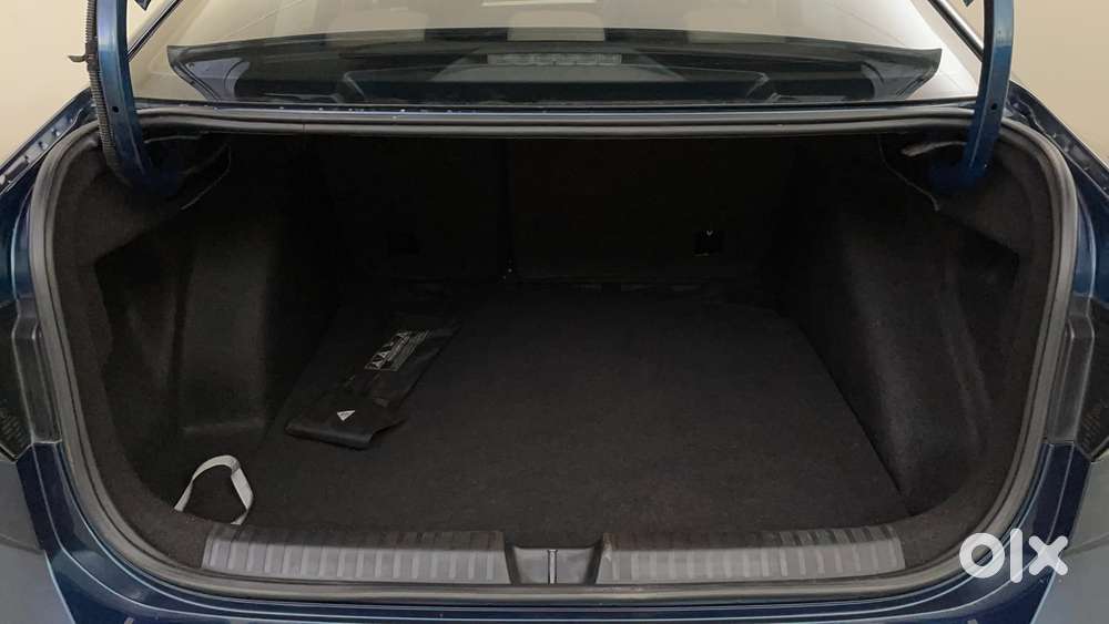 Volkswagen Virtus Highline Plus 1.0 Tsi At, 2024, Petrol