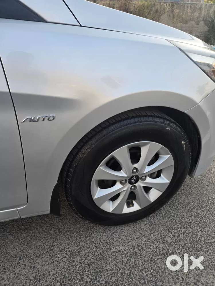 Hyundai Verna Fluidic 1.6 Vtvt Sx, 2016, Petrol