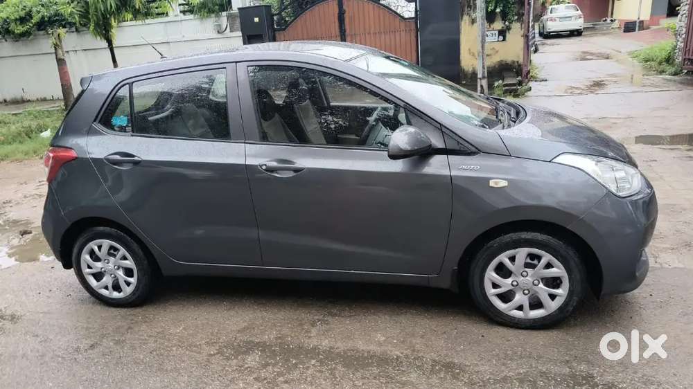 Car Is Completely Automatic,non Accidental.