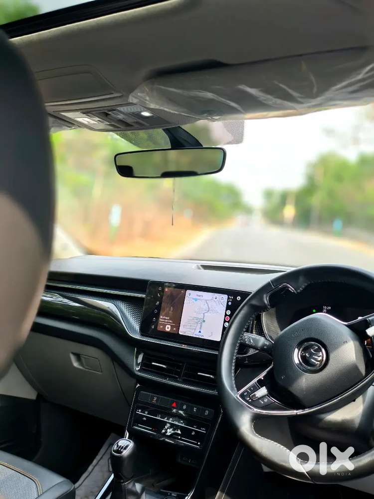 2025 Skoda Kushaq Style 1.0l Tsi Mt