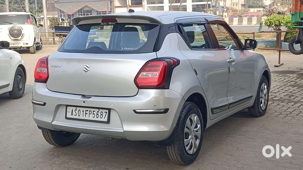 Maruti Suzuki Swift Vxi Optional, 2023, Petrol