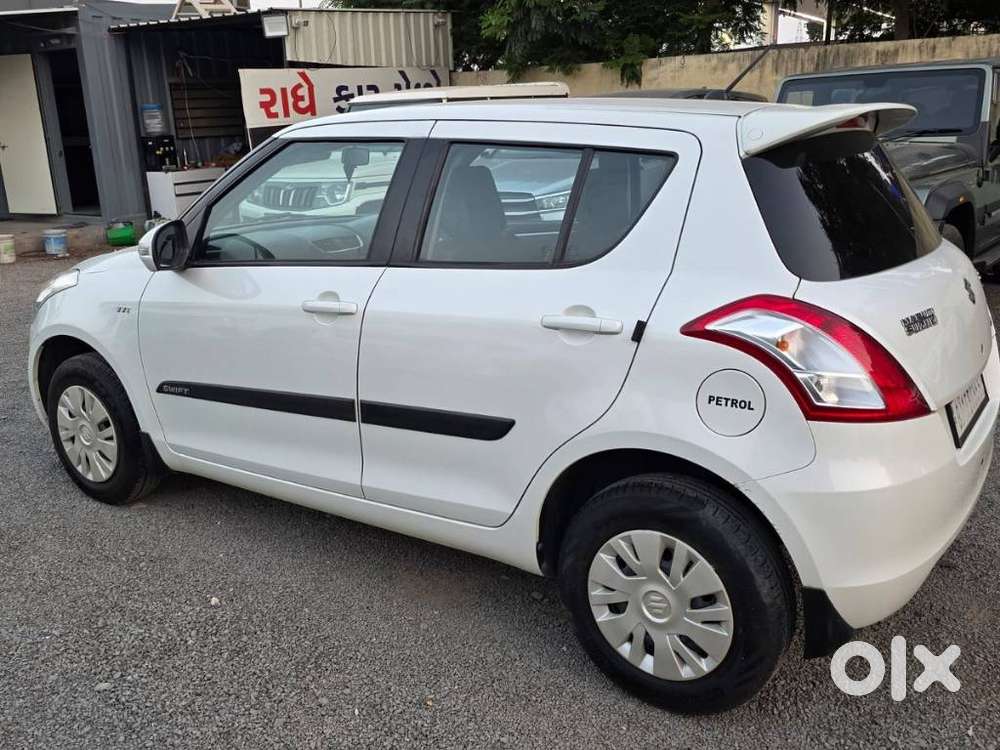 Maruti Suzuki Swift Vxi Optional, 2014, Petrol