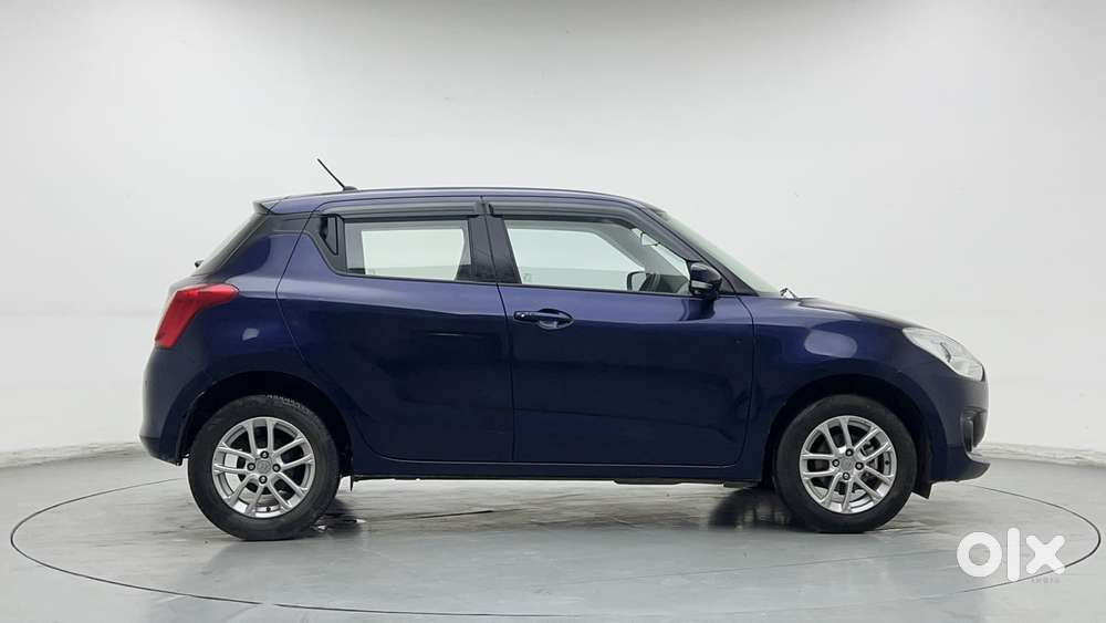 Maruti Suzuki Swift 1.3 Zxi, 2022, Petrol