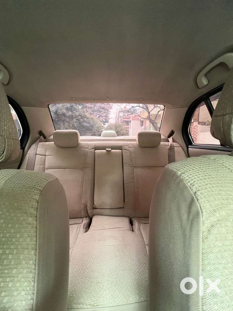 Maruti Suzuki Swift Dzire Vdi Bsiv, 2012, Diesel