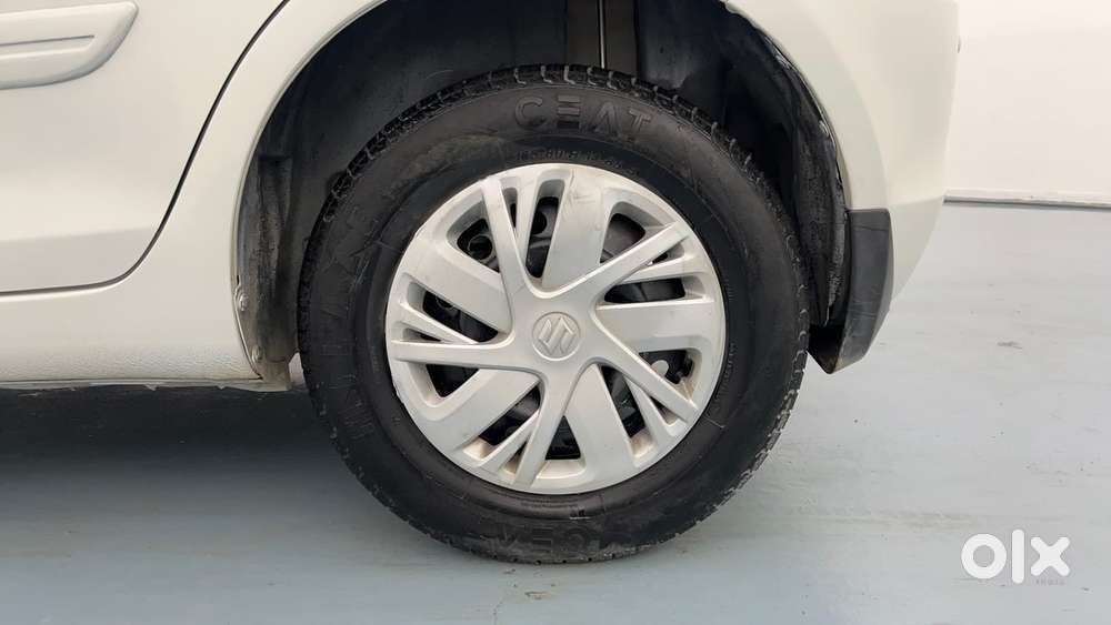 Maruti Suzuki Swift Vvt Vxi, 2016, Petrol