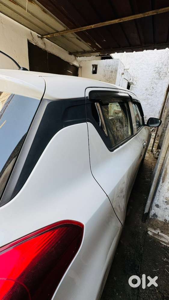 Maruti Swift Petrol 2022