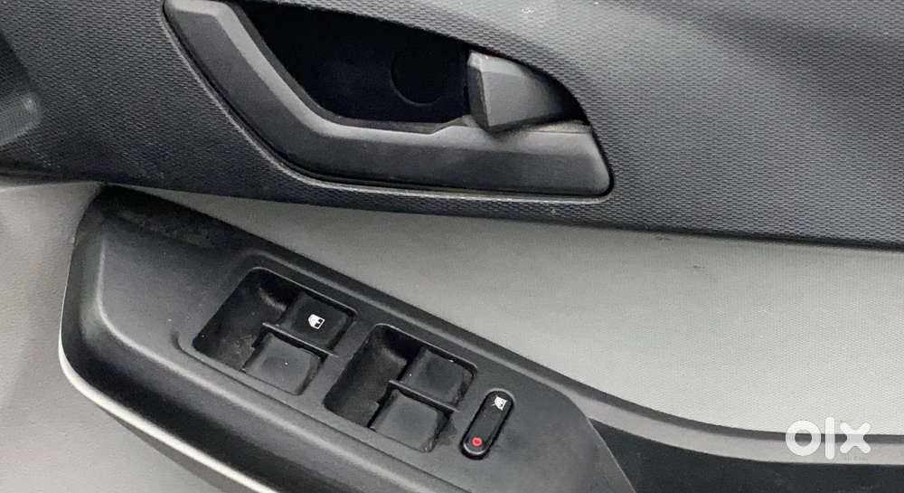 Tata Tiago 1.2 Revotron Xt, 2021, Petrol