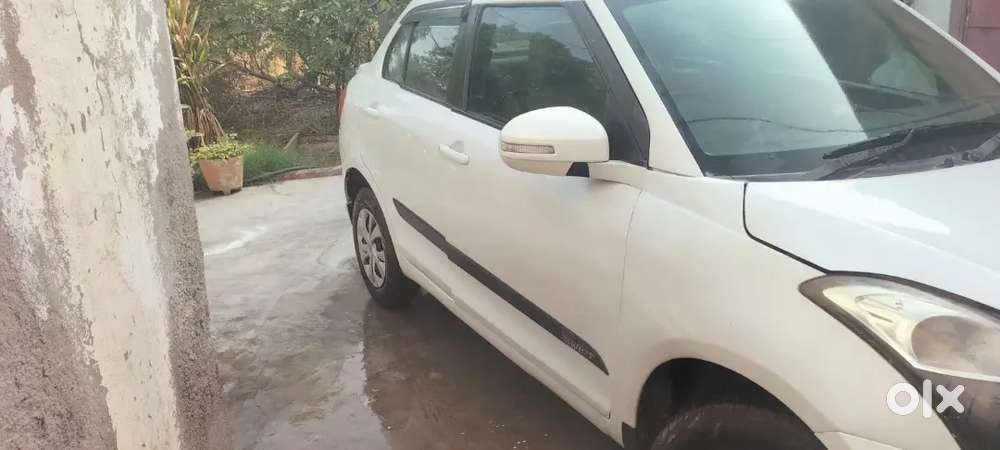 Swift Dzire Petrol