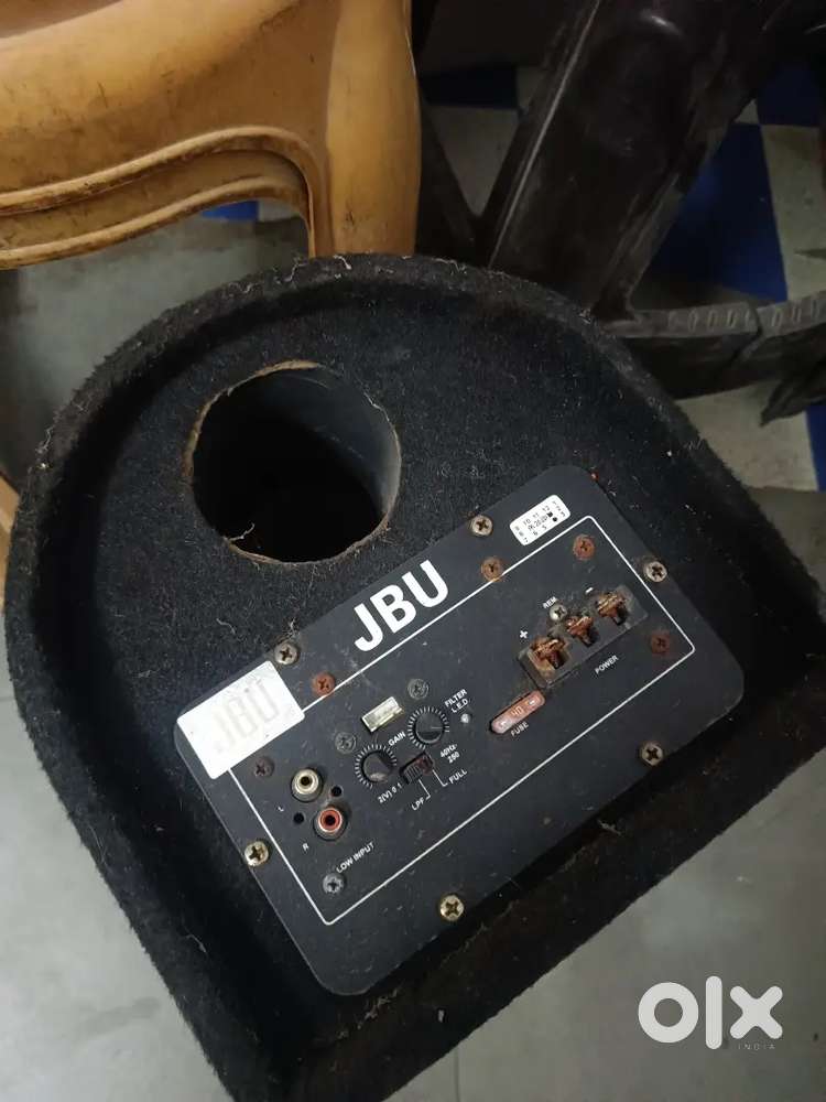 Speekar Or Bass Tube With Amplifier