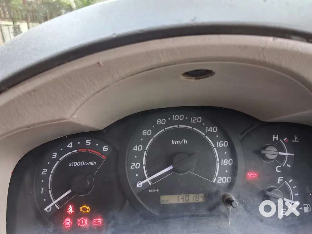 Toyota Innova 2010