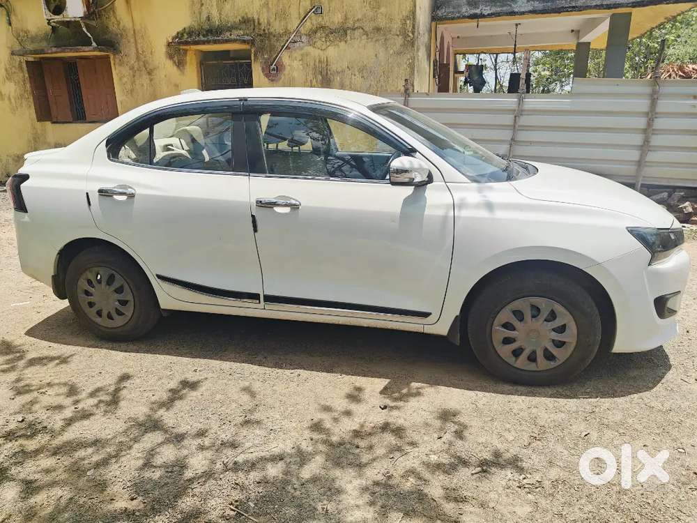 Maruti Suzuki Dzire 2025 Petrol 13452 Km Driven